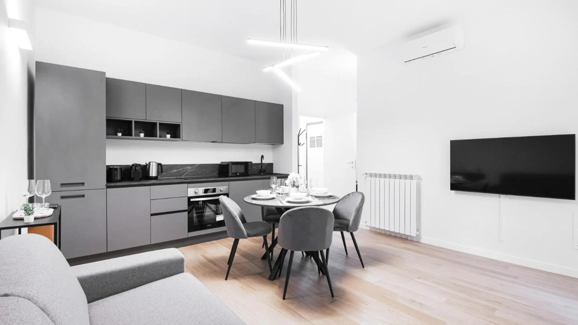 Easylife - Bilocale Con Terrazzo In Risorgimento Apartment Milan 0*,